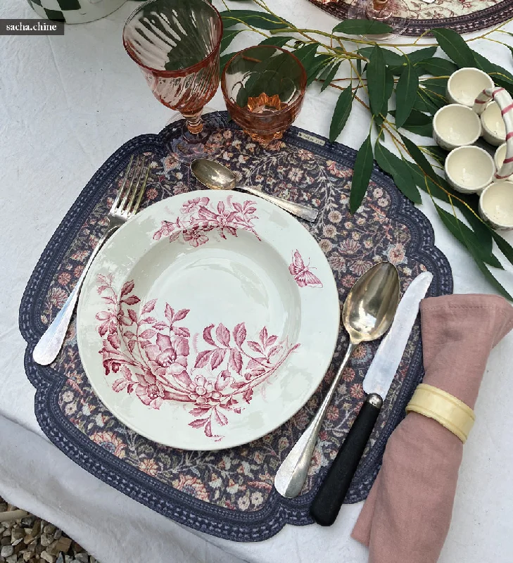 Bohemian Garden Spring Cutout Vinyl Placemat