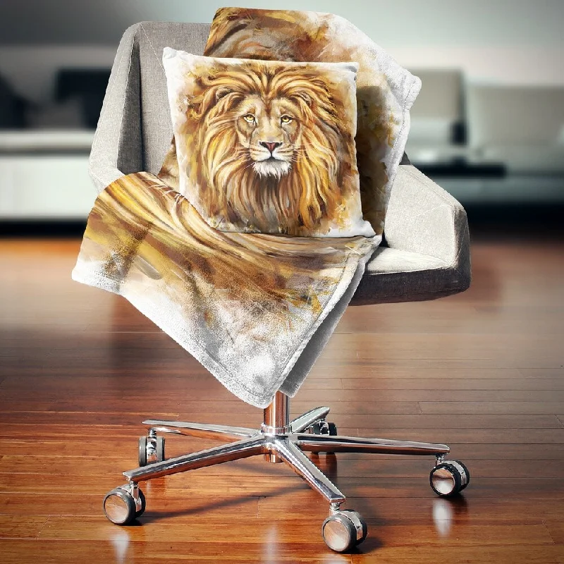 Designart 'Angry King of Forest' Animal Throw Blanket