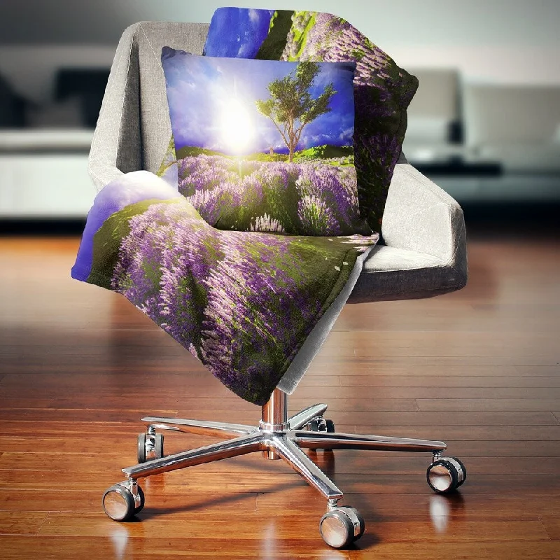 Designart 'Lavender Field under Blue Sky' Modern Landscape Fleece Throw Blanket