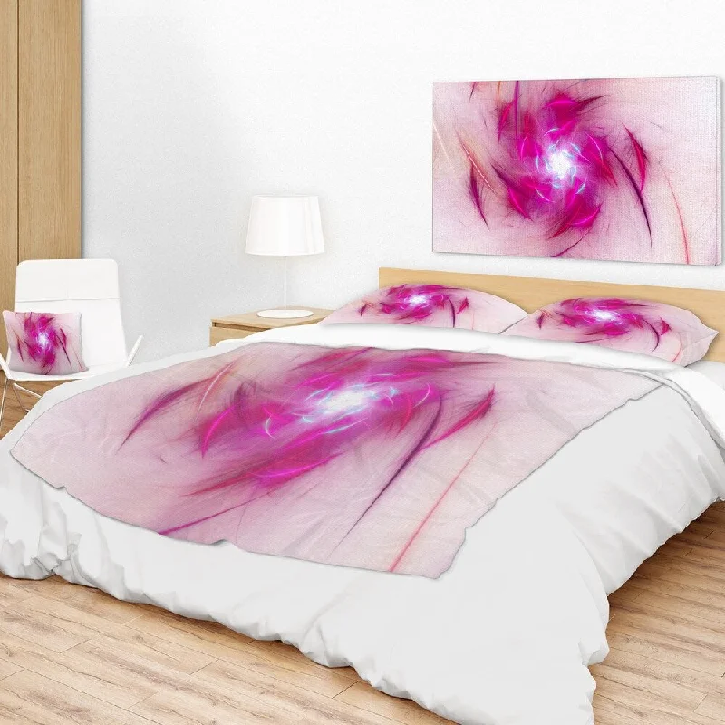 Designart 'Purple Fractal Nuclear Reaction' Floral Throw Blanket