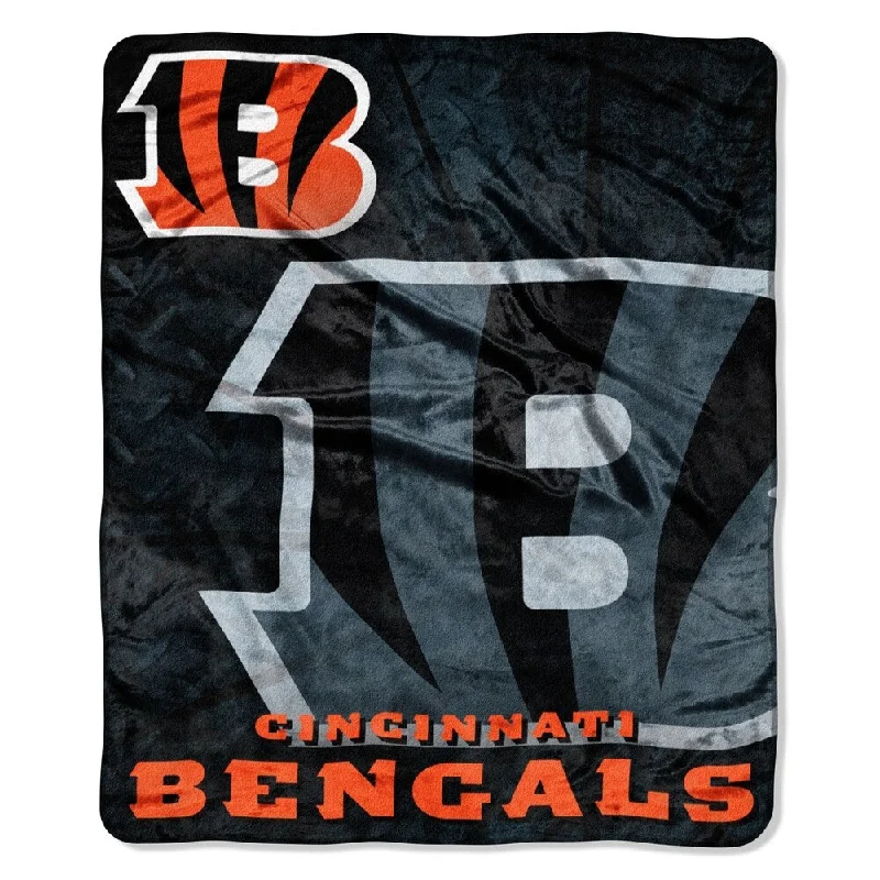 NFL Cincinnati Bengals Rachel Roll Out Throw